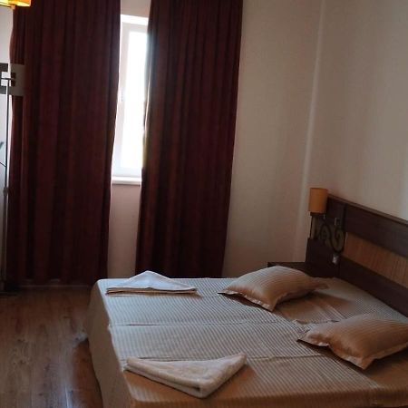 Апартаменты Marcy Apartament Бухарест Экстерьер фото